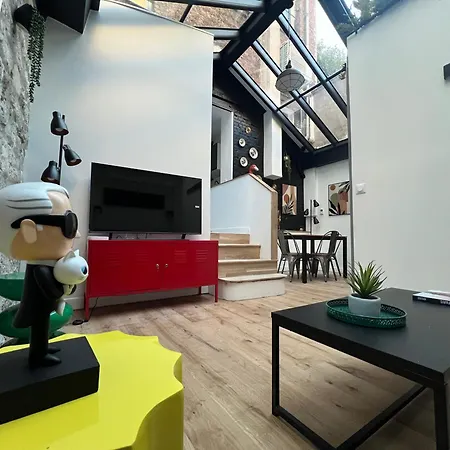 Relais Cocorico 1 Bedroom Artist Studio Glass Roof With Ac Eiffel Tower District *